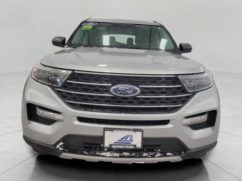Used 2023 Ford Explorer XLT w/ Equipment Group 202A image 14