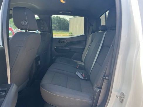 Used 2023 Chevrolet Colorado LT w/ LT Convenience Package II RWD image 10