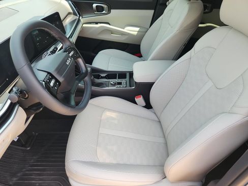 New 2026 Kia Sorento S w/ S Panoramic Sunroof Package FWD image 9
