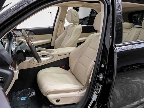 Used 2020 Mercedes-Benz GLE 350 w/ AMG Line Exterior image 27