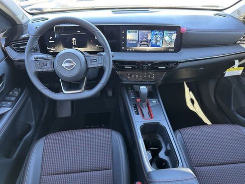 New 2026 Nissan Kicks SR FWD image 8