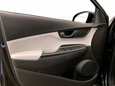 Used 2022 Hyundai Kona SEL AWD/4WD image 22