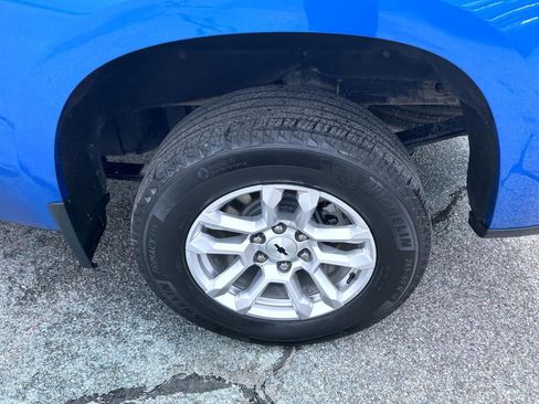 Certified 2023 Chevrolet Silverado 1500 RST AWD/4WD image 23