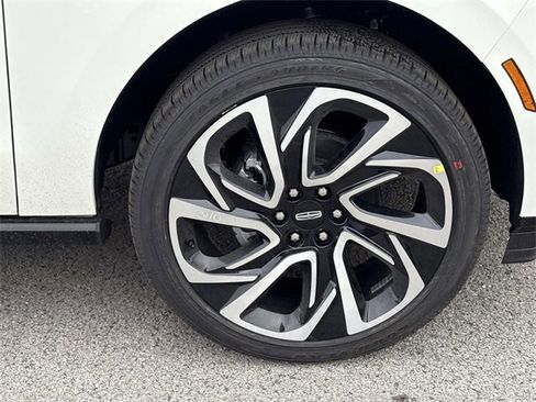 New 2026 Lincoln Navigator Black Label image 9