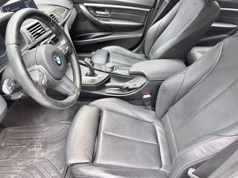 Used 2018 BMW 330i xDrive Sedan AWD/4WD image 10