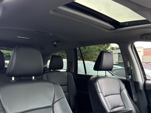 Used 2022 Honda Pilot Special Edition image 29