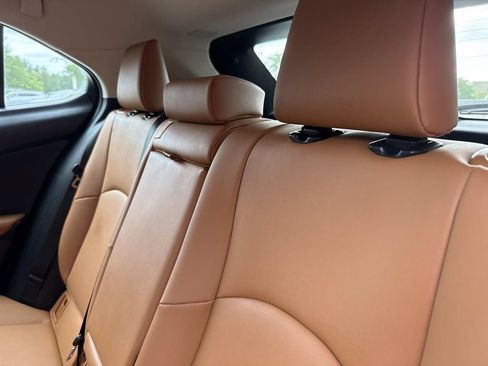 Used 2021 Lexus UX 200 w/ Accessory Package (A2) FWD image 15