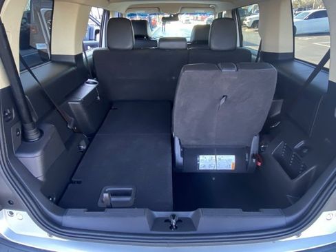 Used 2019 Ford Flex Limited image 25