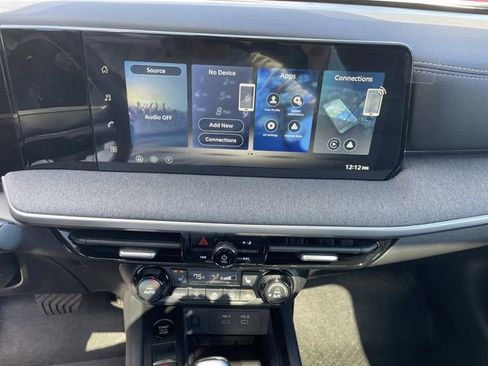 New 2026 Nissan Kicks SV w/ SV Premium Package image 31