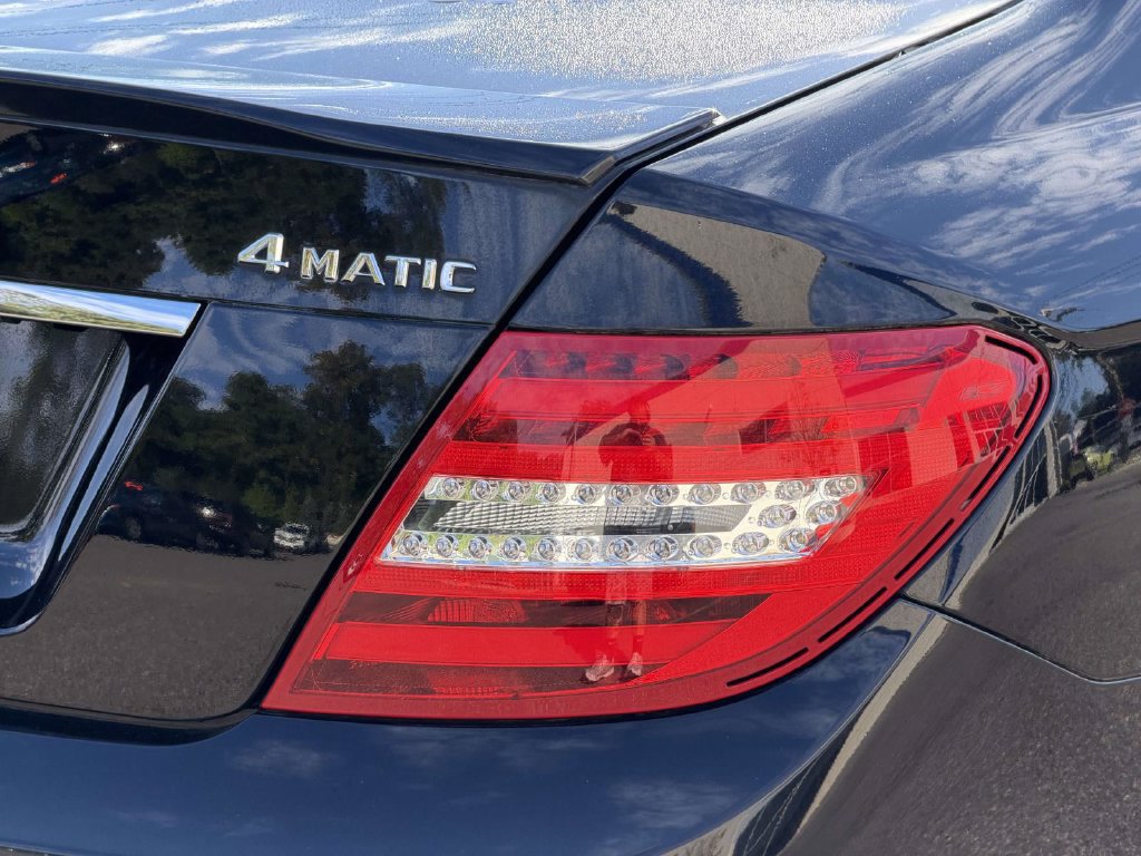 Used 2013 Mercedes-Benz C 300 4MATIC Sedan image 12