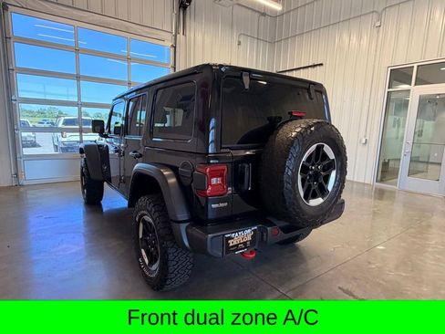 Used 2022 Jeep Wrangler Unlimited Rubicon w/ LED Lighting Group AWD/4WD image 4