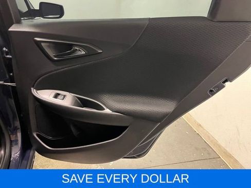 Used 2025 Chevrolet Malibu RS FWD image 21