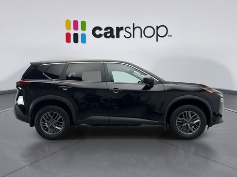 Used 2023 Nissan Rogue S AWD/4WD image 6