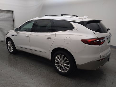 Used 2019 Buick Enclave Essence FWD image 3