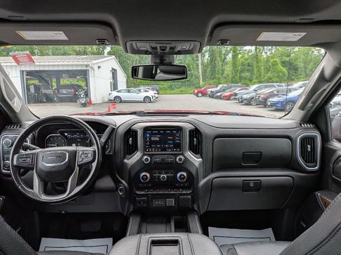 Used 2021 GMC Sierra 1500 Denali w/ Driver Alert Package II AWD/4WD image 23
