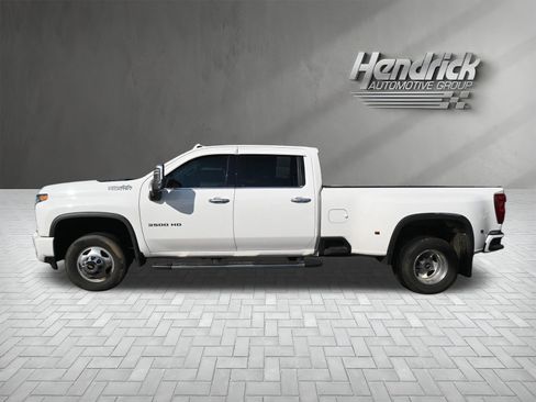 Used 2020 Chevrolet Silverado 3500 High Country image 9