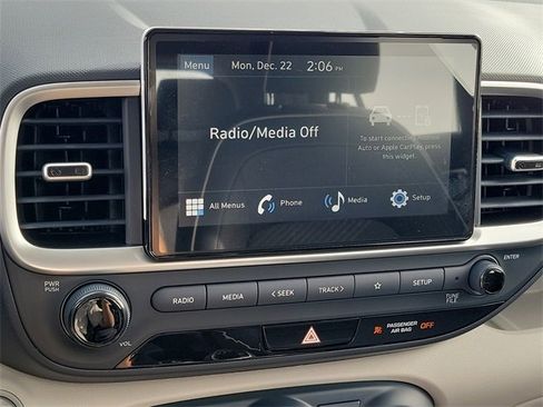 New 2026 Hyundai Venue SEL image 9