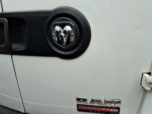 Used 2017 RAM ProMaster City Tradesman SLT w/ Rear Back-up Camera Group image 9