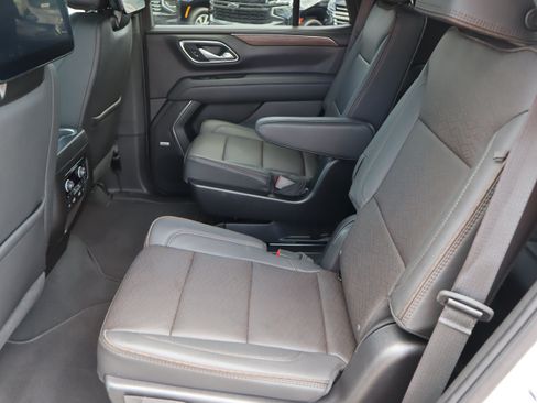 Used 2024 Chevrolet Tahoe High Country w/ Advanced Technology Package AWD/4WD image 34