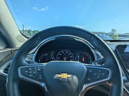 Used 2024 Chevrolet Malibu LT FWD image 27