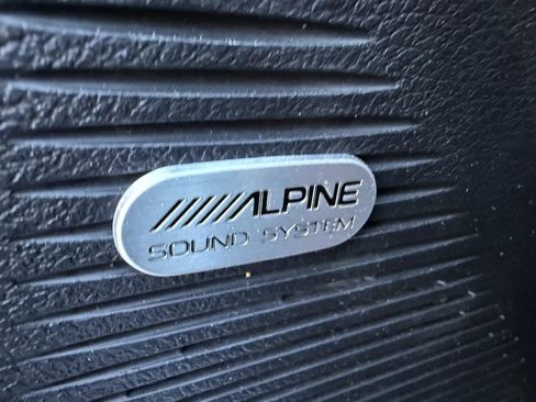 Used 2016 Dodge Challenger SXT w/ Blacktop Package image 18