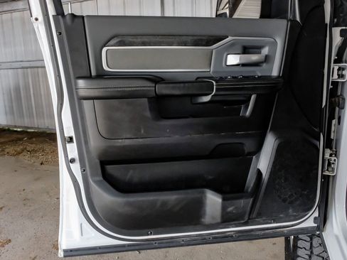 Used 2020 RAM 2500 Big Horn image 43