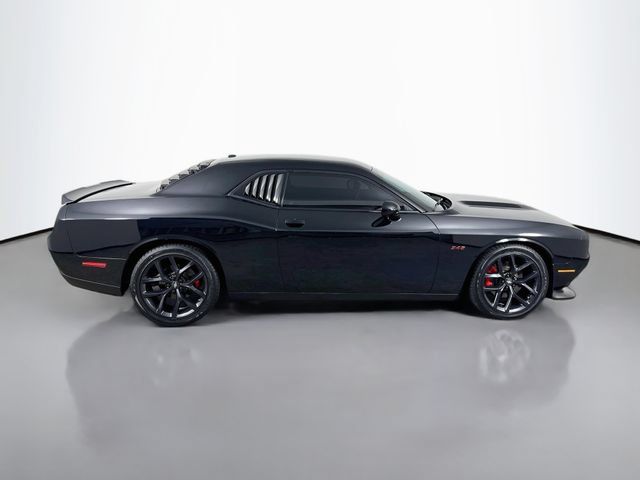 Used 2023 Dodge Challenger R/T w/ Blacktop Package RWD image 4