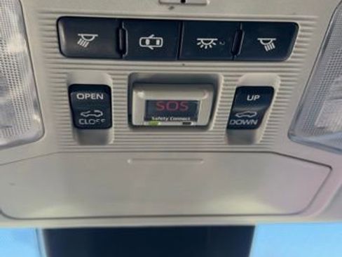 Used 2025 Ford F150 Raptor image 24