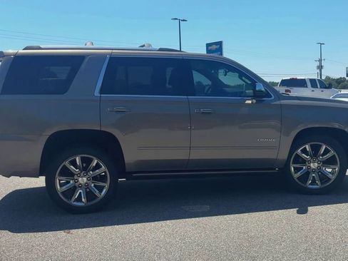 Used 2017 Chevrolet Tahoe Premier RWD image 9