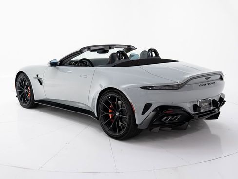 New 2026 Aston Martin V8 Vantage Roadster image 3