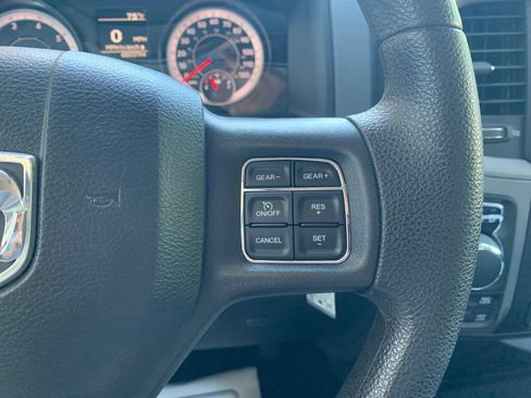 Used 2017 RAM 1500 Express AWD/4WD image 17