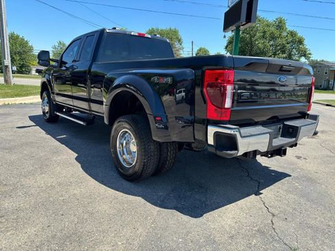 Used 2020 Ford F350 XLT w/ Camper Package AWD/4WD image 3