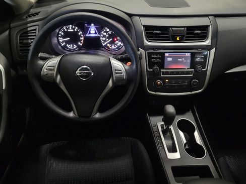 Used 2016 Nissan Altima 2.5 S w/ Power Driver Seat Package FWD image 22