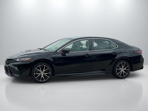 Used 2021 Toyota Camry SE FWD image 8