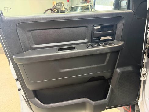 Used 2017 RAM 1500 Tradesman w/ Protection Group AWD/4WD image 37