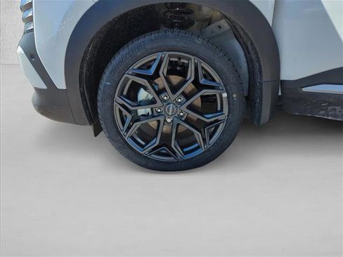 New 2026 Nissan Kicks SR image 18