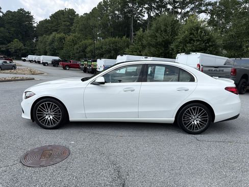 Used 2024 Mercedes-Benz C 300 Sedan w/ Advanced USB Package image 4