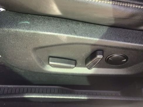 Certified 2021 Ford Edge SEL w/ Convenience Package image 18