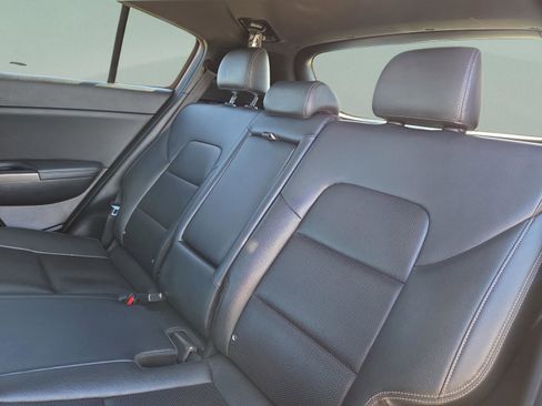 Used 2021 Kia Sportage S image 25