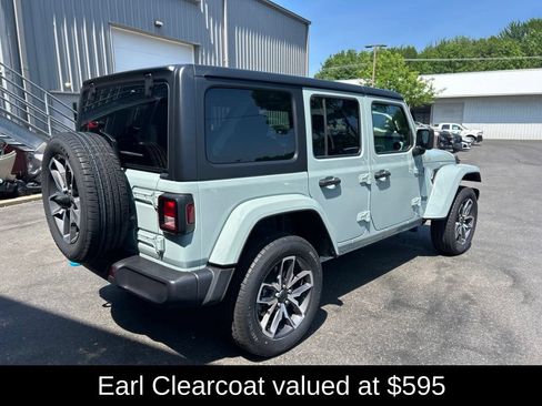 Used 2024 Jeep Wrangler Unlimited w/ Convenience Group AWD/4WD image 3