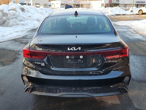 Used 2024 Kia Forte LX image 5