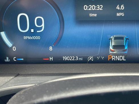 Used 2023 Ford Escape Active w/ Tech Pack #2 AWD/4WD image 3