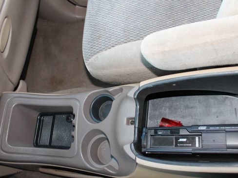 Used 1998 Ford Expedition XLT image 41