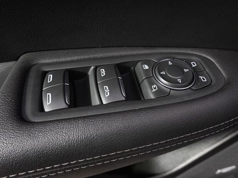 Used 2025 Cadillac XT5 Premium Luxury AWD/4WD image 23