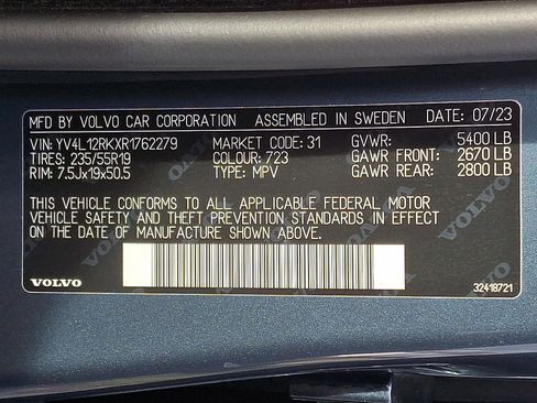 Certified 2024 Volvo XC60 B5 Core w/ Climate Package image 27