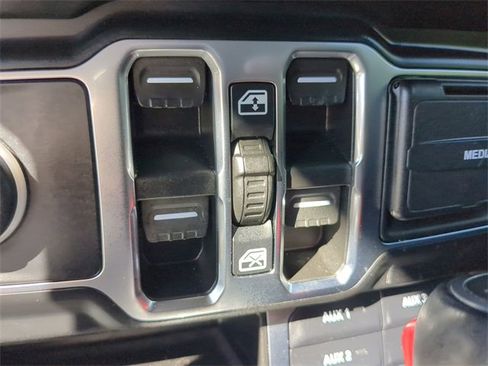 Used 2022 Jeep Wrangler Unlimited Sahara w/ Safety Group image 47