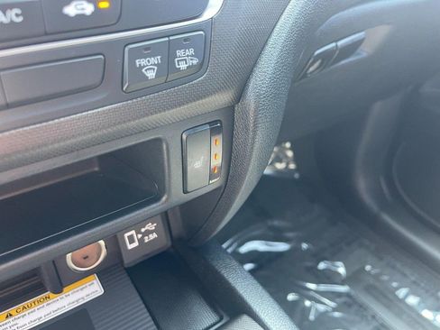 Used 2022 Honda Passport TrailSport image 35