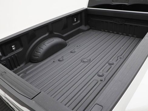 New 2026 Ford F450 Platinum w/ FX4 Off-Road Package image 14