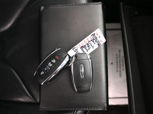 Used 2019 Lincoln MKC Reserve w/ MKC Climate Package image 13