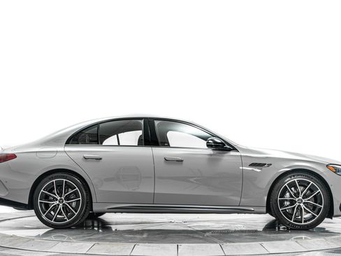 Used 2026 Mercedes-Benz E 53 AMG e 4MATIC Sedan image 51